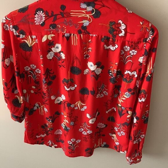 Loft red floral camp shirt - Picture 4 of 4